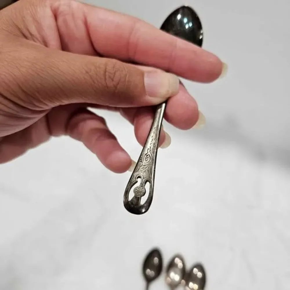 Set of 4 Vintage Decorative very small sugar tea Spoons